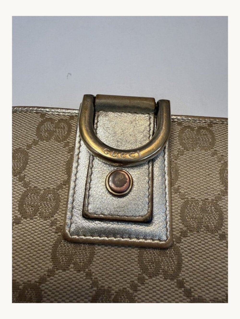 Gucci Abbey GG Canvas Gold D-Ring Wallet - Picture 8 of 11